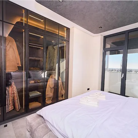 Skyview Luxury Retreat - Valentino Xcity Tower Apartament Timişoara
