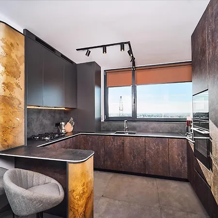 Skyview Luxury Retreat - Valentino Xcity Tower *