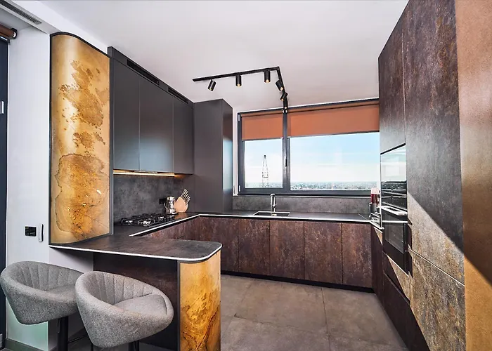 Skyview Luxury Retreat - Valentino Xcity Tower *