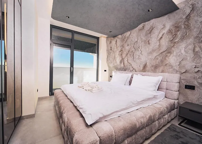 아파트 Skyview Luxury Retreat - Valentino Xcity Tower *