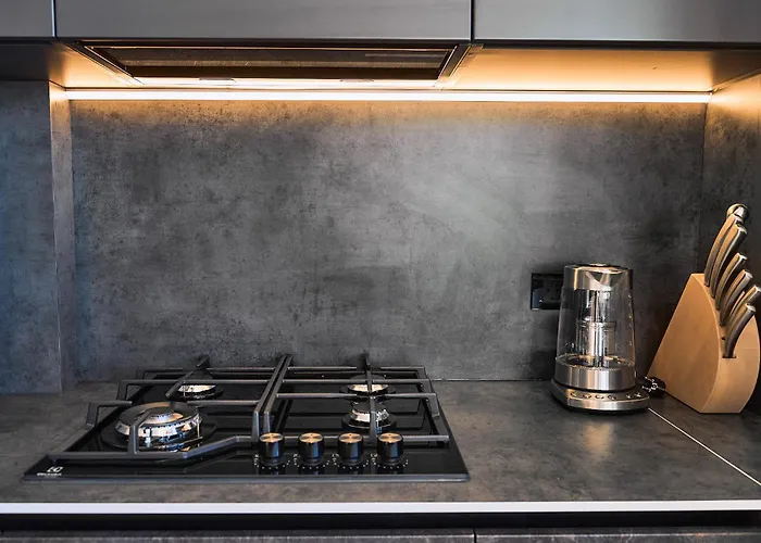 Апартаменты Skyview Luxury Retreat - Valentino Xcity Tower *